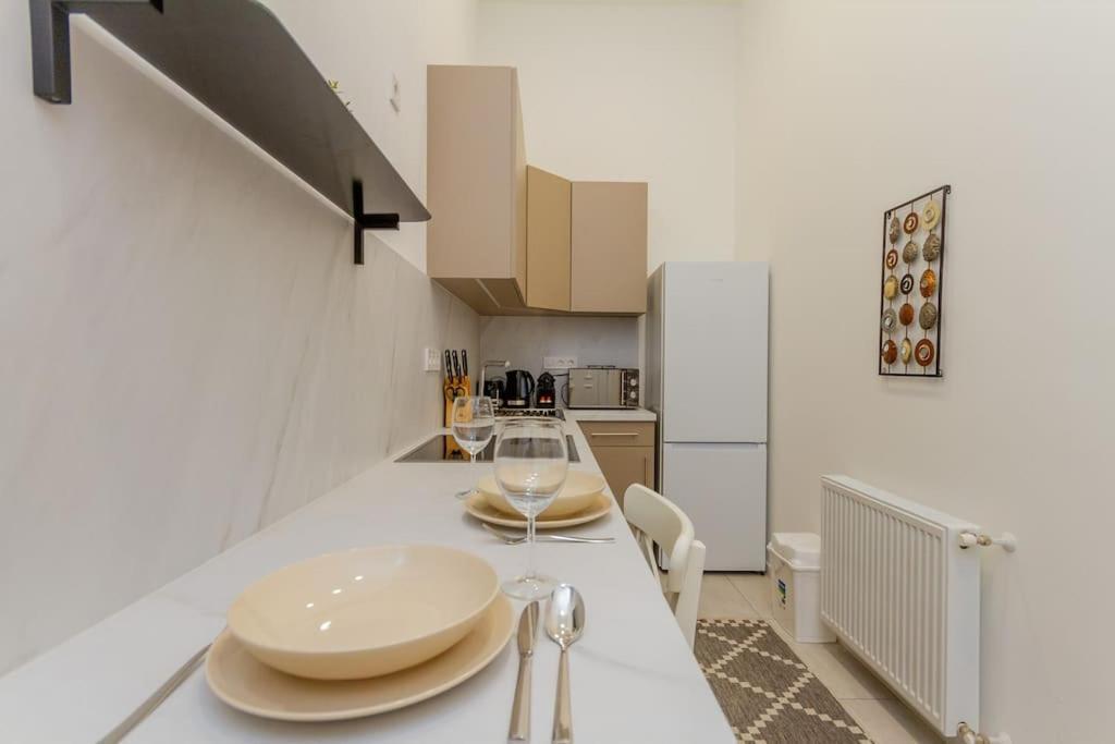 Apartmento Albero Di Acacia By Nw Budapest Bagian luar foto
