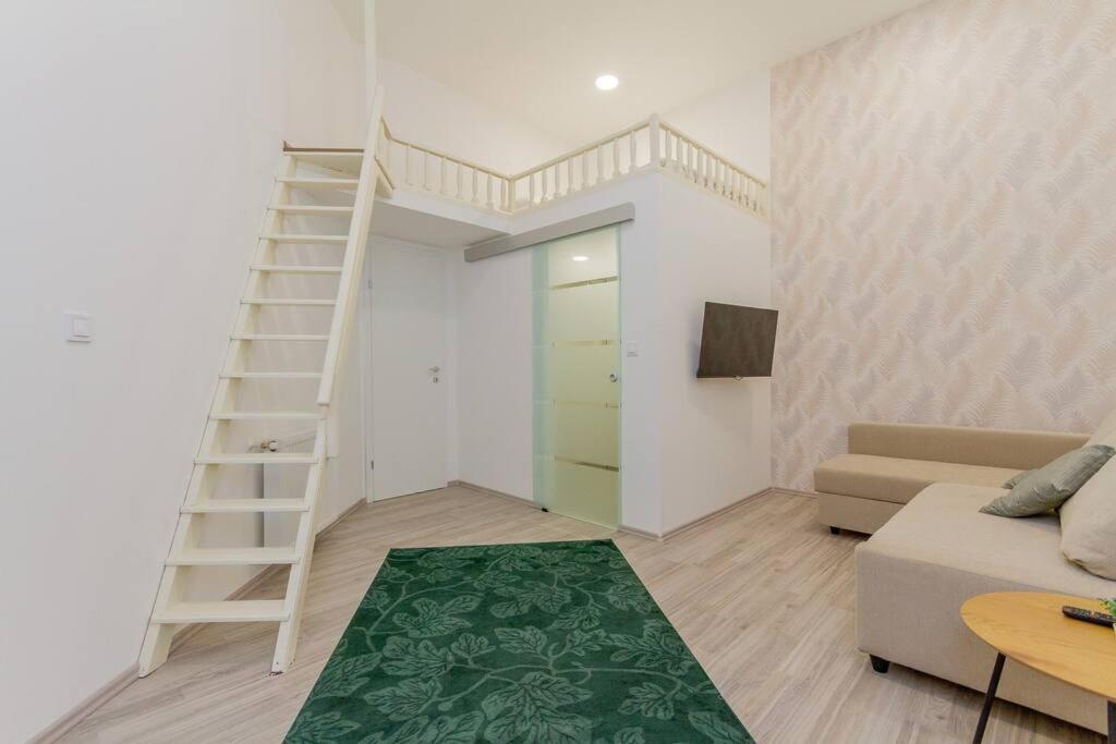 Apartmento Albero Di Acacia By Nw Budapest Bagian luar foto